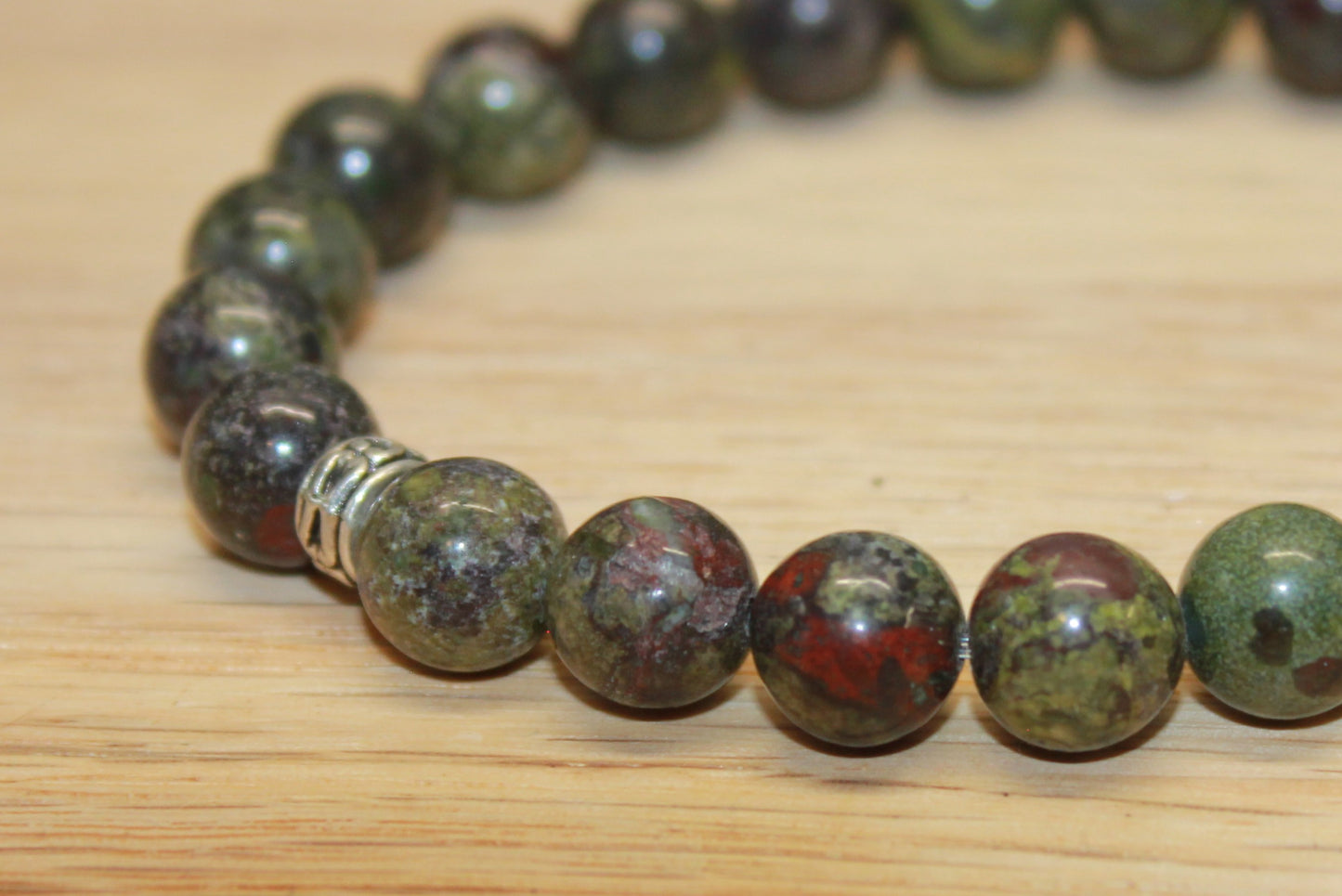 Dragon blood Lava Solid 8mm