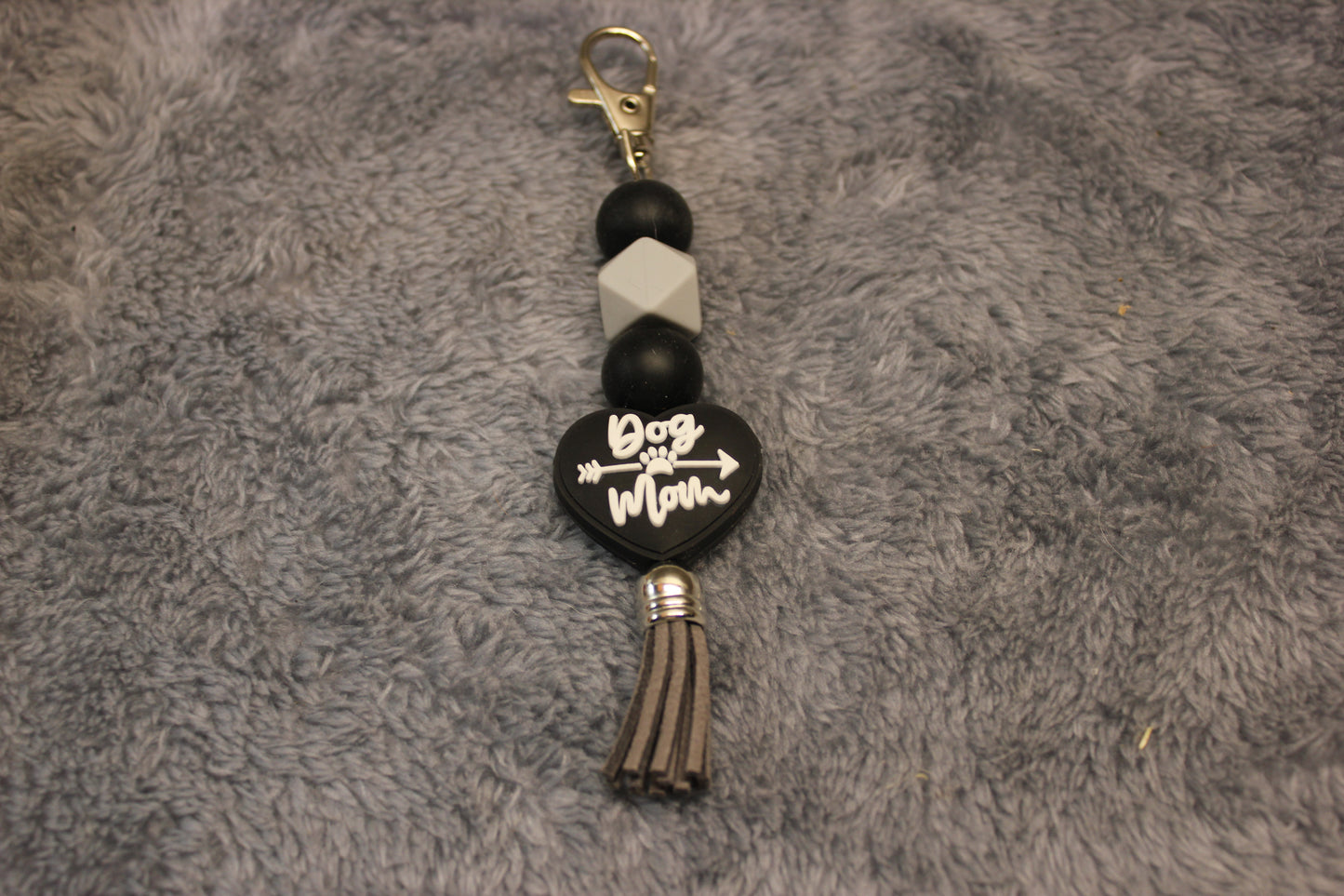 Zipper pulls